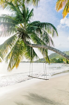 Sun loungers, beach towels - Villa Pierre: A Luxury Hidden Gem in Saint Lucia (Vieux Fort)