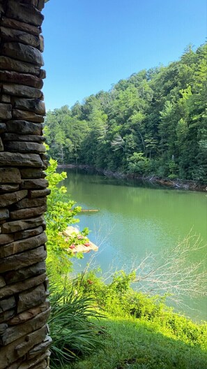 Property grounds - LAKEFRONT Peninsula House ONE of a KIND SPOT! Private Dock, Pet Friendly (Butler)