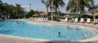 Asequible, Amplio 3Br 2Ba Condo, Servicios Lleno Resort, cerca de los parques Disney