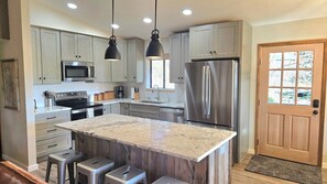 Fridge, microwave, oven, stovetop - SPECIAL OFFER!  Relaxing Secluded Payson Home with Scenic View! (Payson)