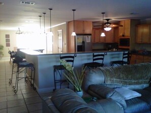 Smart TV, books, stereo