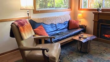 Smart TV, fireplace, Netflix, DVD player