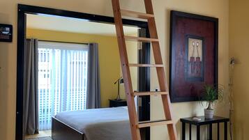 4 habitaciones, caja de seguridad en la habitación y escritorio
