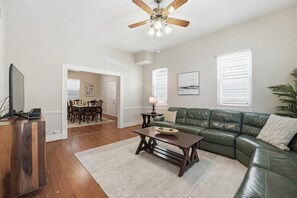 Immagine non classificata, 4 di 27, pulsante