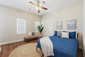 3 soverom, strykejern/-brett, wi-fi og sengetøy