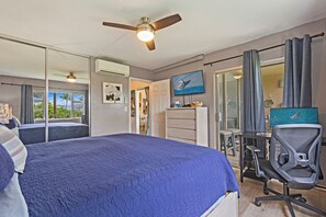 2 bedrooms, in-room safe, iron/ironing board, free WiFi