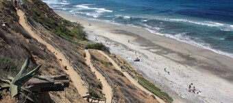 Ocean Front Beacons Beach, Amazing View, Surfboard