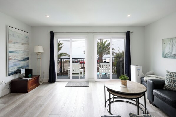 تلفزيون ذكي