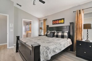 4 Schlafzimmer, Bügeleisen/Bügelbrett, Reisekinderbett, kostenloses WLAN