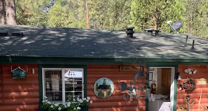 Charme Chalet récent en Wawona pour 6 personnes - PrÚs de la riviÚre / 2587 Chilaulna Lane