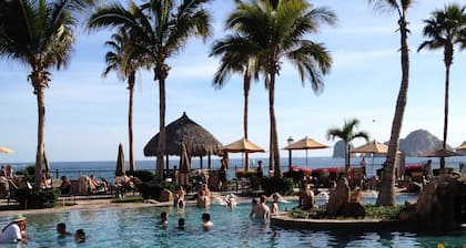 Villa LaEstancia Resort-Medano Beach GORGEOUS, UPDATED 2bdr ground floor villa!
