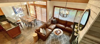 Whistler Village, executive FOUR bedroom, private hot tub "Special Pricing"