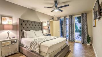 5 bedrooms, desk, iron/ironing board, WiFi