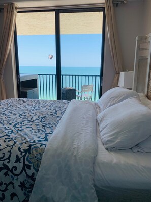 2 bedrooms, iron/ironing board, WiFi, bed sheets - Beachfront 2BR, 2BA on Gulf of America 15th-Floor Direct Pool & Hot Tub Access (Marco Island)