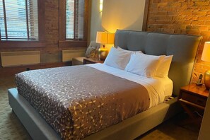 2 bedrooms, iron/ironing board, travel cot, free WiFi