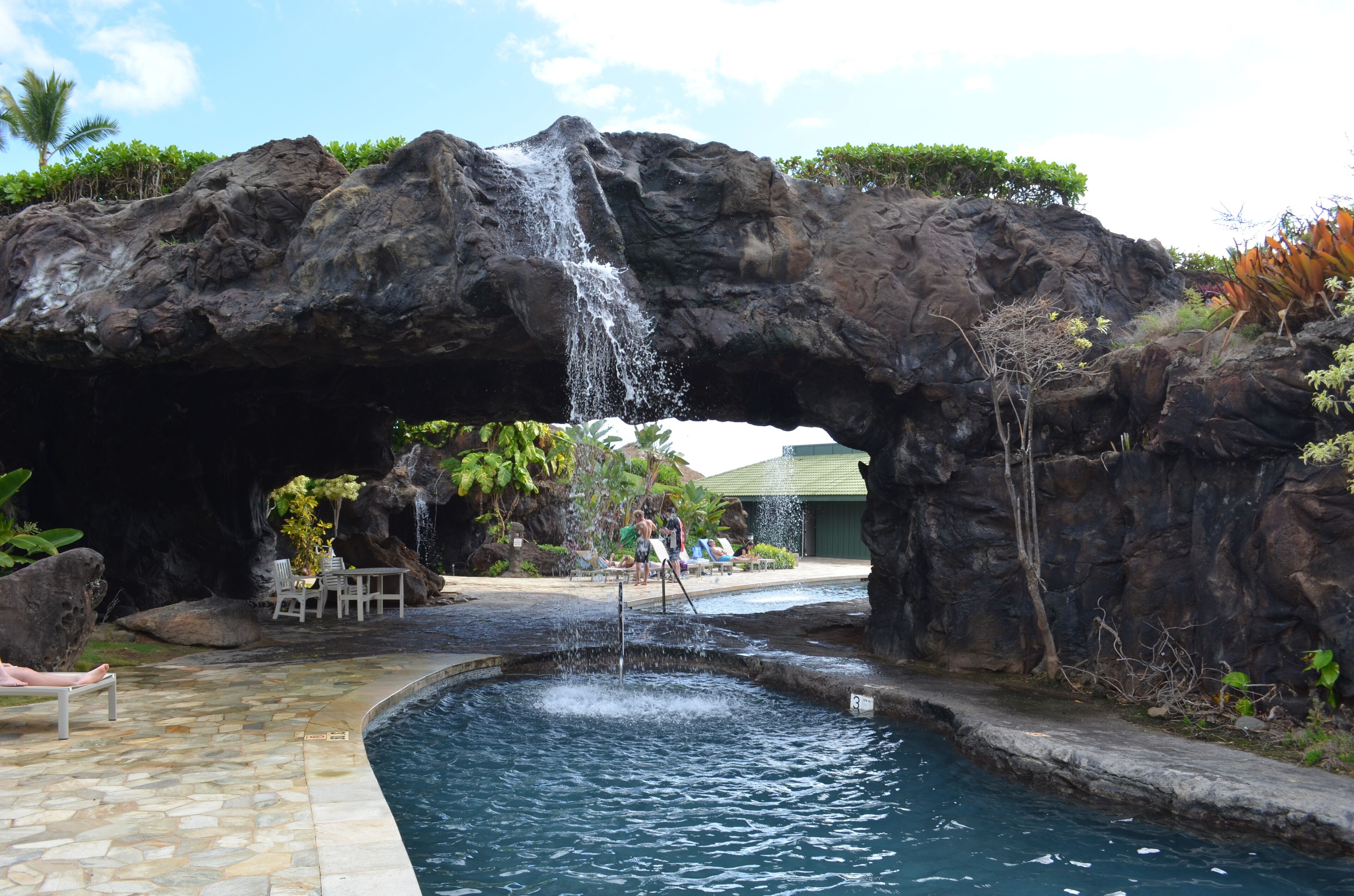 Top Floor Ocean View, 4 Star Beachfront luxury resort in Lihue, United States