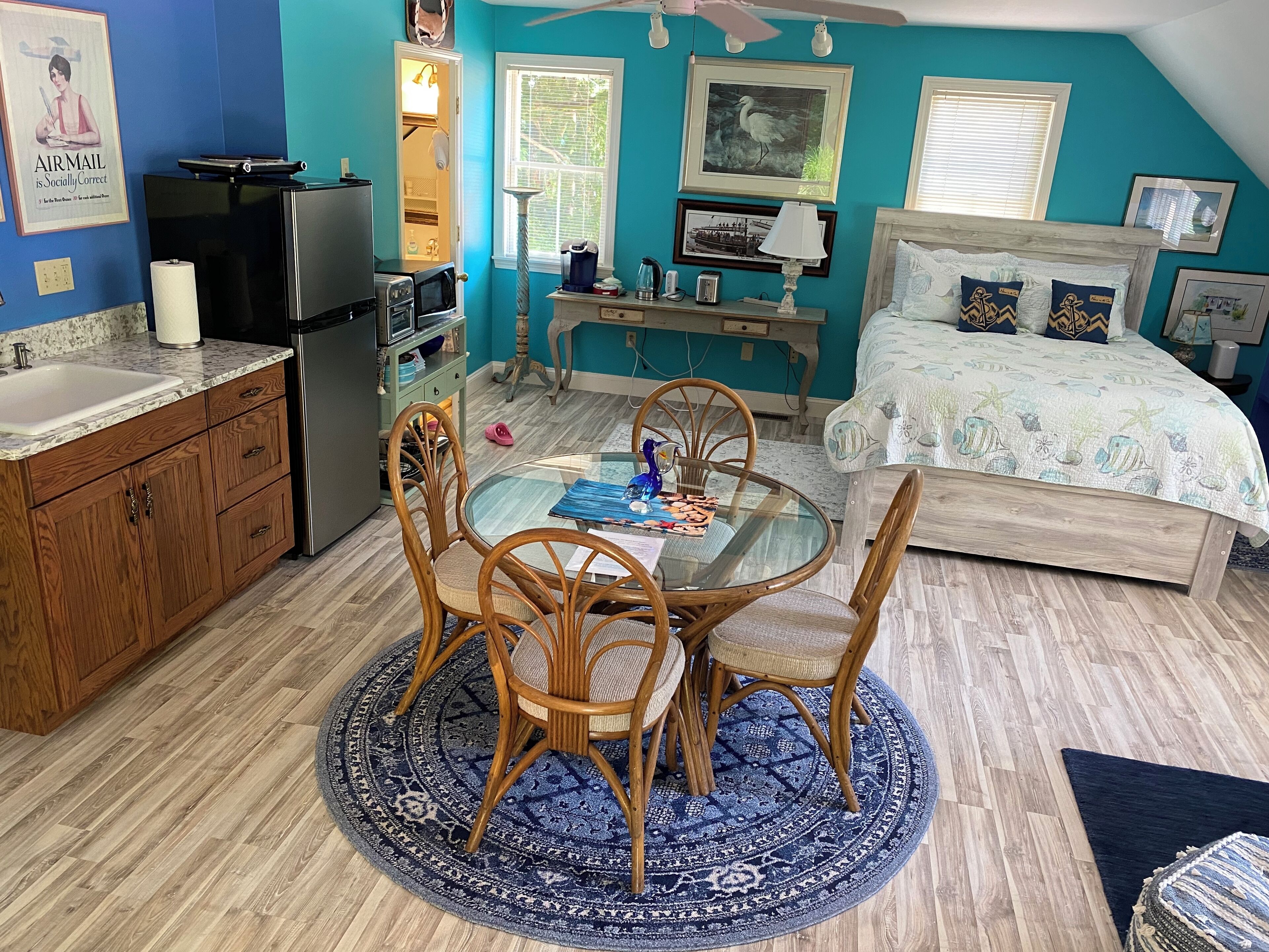 1 chambre, bureau, fer et planche à repasser, Wi-Fi gratuit