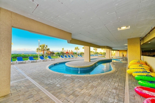Piscine extérieure