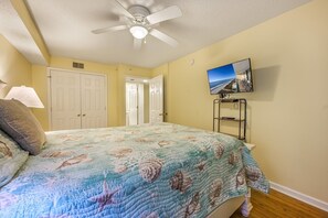 3 dormitorios, tabla de planchar con plancha, wifi gratis y ropa de cama