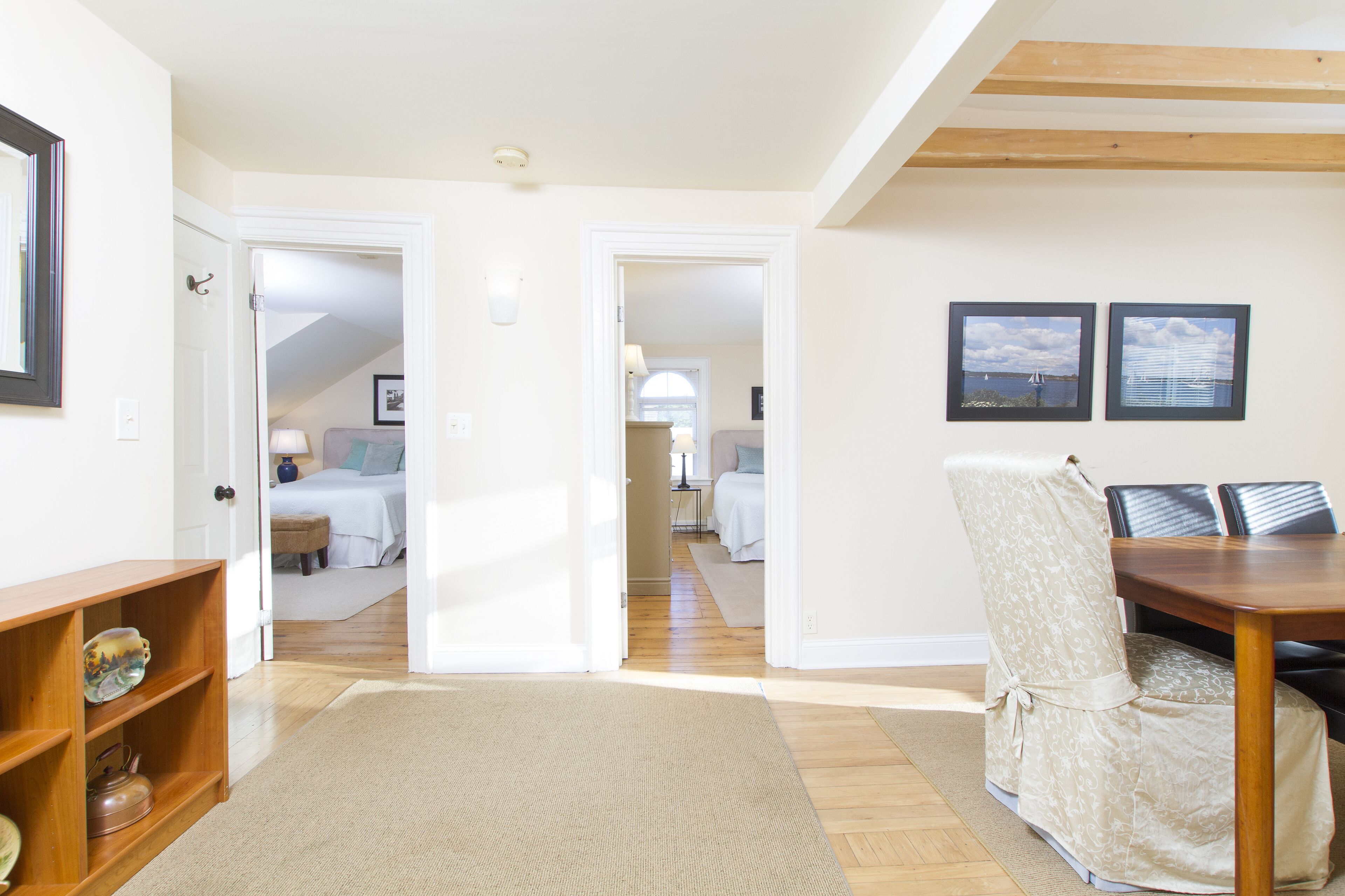 2 habitaciones, tabla de planchar con plancha y wifi gratis 