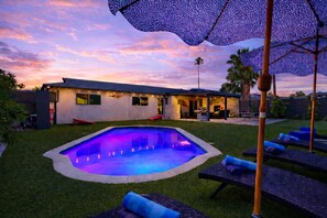 Outdoor pool, a heated pool