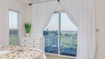 5 bedrooms, iron/ironing board, travel cot, free WiFi