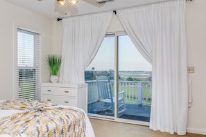 5 chambres, fer et planche à repasser, lit parapluie, Wi-Fi gratuit