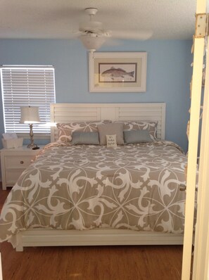 1 bedroom, iron/ironing board, travel cot, free WiFi