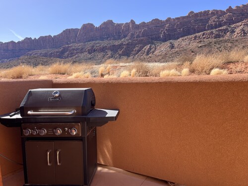 Uudempi 3 makuuhuonetta, 2. 5 Bath, 1500 m² Townhome