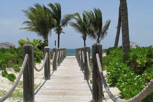 2br / 2ba Retraite Oceanfront récemment rénové à Northwest Point Resort