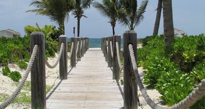 2br / 2ba Retraite Oceanfront récemment rénové à Northwest Point Resort