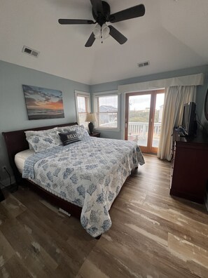 5 slaapkamers, een strijkplank/strijkijzer, gratis wifi, beddengoed