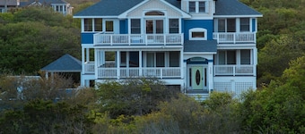 'Bikini Bottom' Invites You to Relax and Play By the Sea 