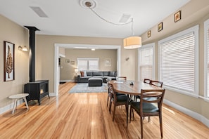 Interior - Cozy & Clean Home 2 blocks to Downtown, 3.5 mi. to base of Schweitzer! (Sandpoint)