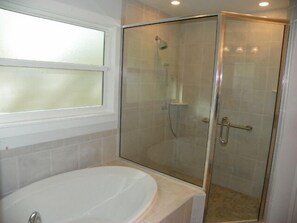 Combined shower/tub, hair dryer, towels, toilet paper