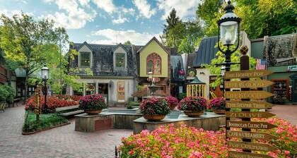 Book winter & spring break now!HOT TUB! 5 min to Nat'l Park,game room, theater