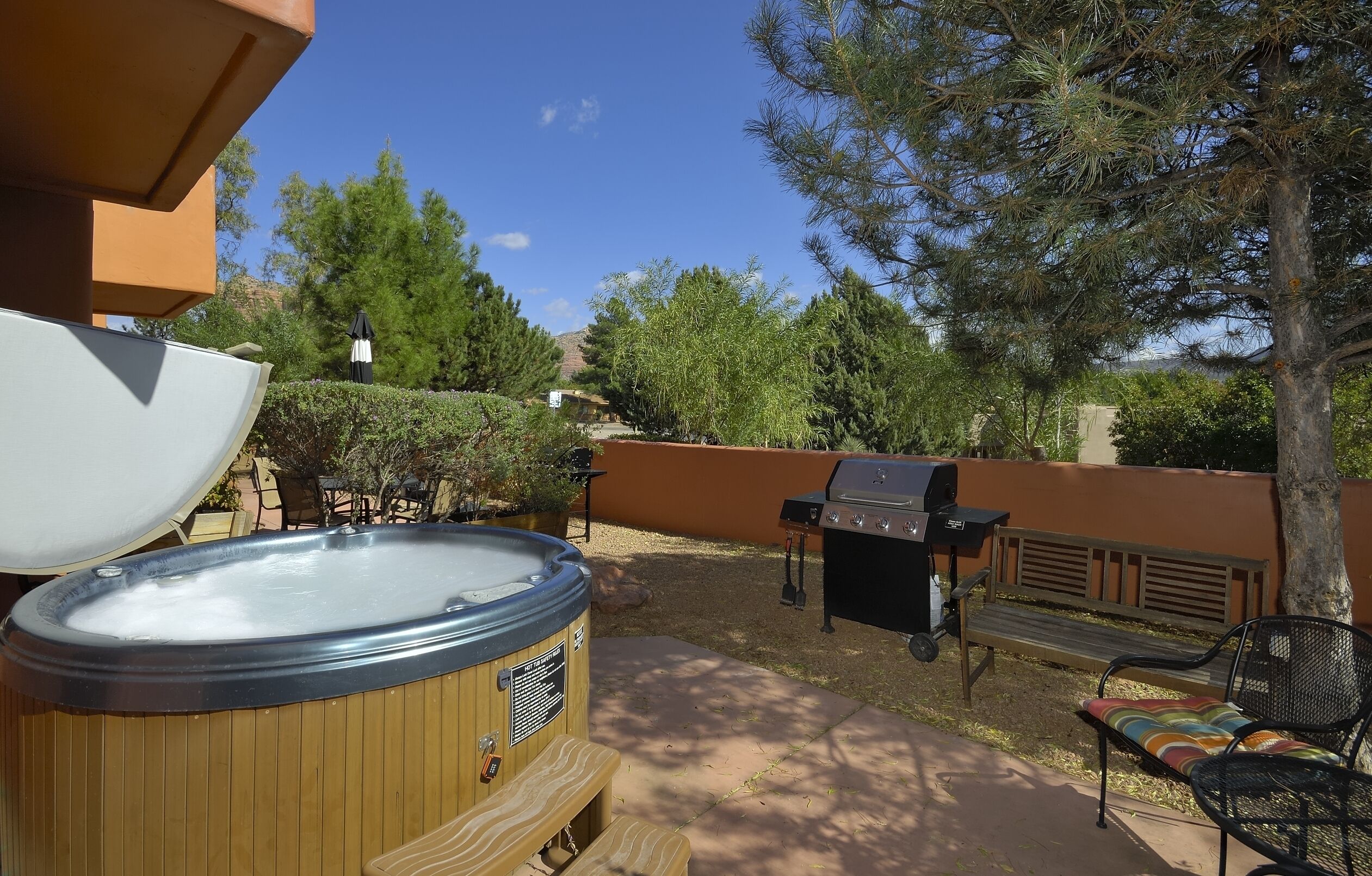 Vacation Townhome - Hot Tub, Red Rock Views