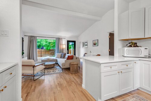 Your own inner Boulder home! Go to Pearl Street and hike!