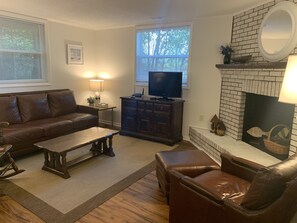 Smart TV, DVD player, books