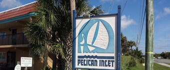 Cozy First Floor 2 Bedroom Condo Close To The Beach!