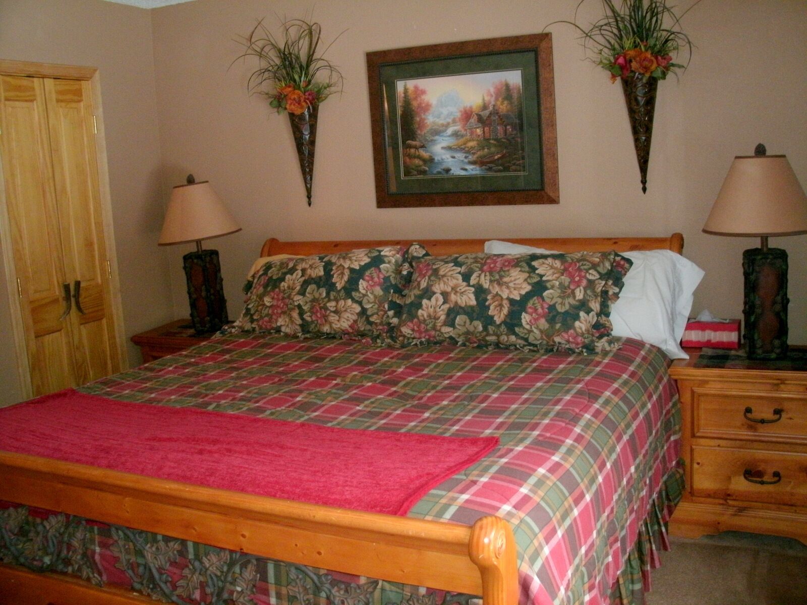 3 bedrooms, desk, iron/ironing board, WiFi