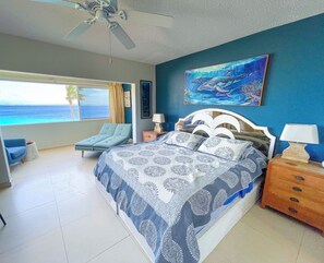 2 chambres, coffre-fort, bureau, fer et planche à repasser