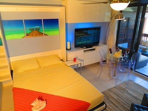 1 bedroom, in-room safe, desk, iron/ironing board
