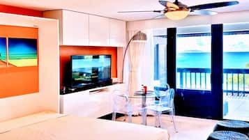 1 Schlafzimmer, Zimmersafe, Schreibtisch, Bügeleisen/Bügelbrett