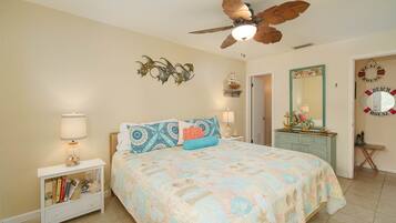 4 bedrooms, iron/ironing board, free WiFi, bed sheets