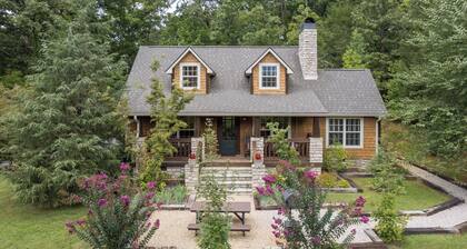 Helppo pääsy 3br / 2. 5ba kaikki viehätys suuria savuisia vuoria. Ilmainen WiFi