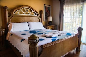 4 chambres, bureau, fer et planche à repasser, Wi-Fi gratuit
