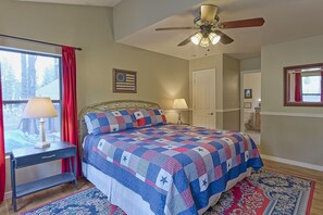 5 bedrooms, desk, iron/ironing board, free WiFi