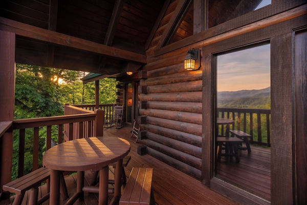 Upper level deck