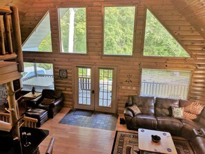 Smart-TV, Kamin, Videospiele, Netflix